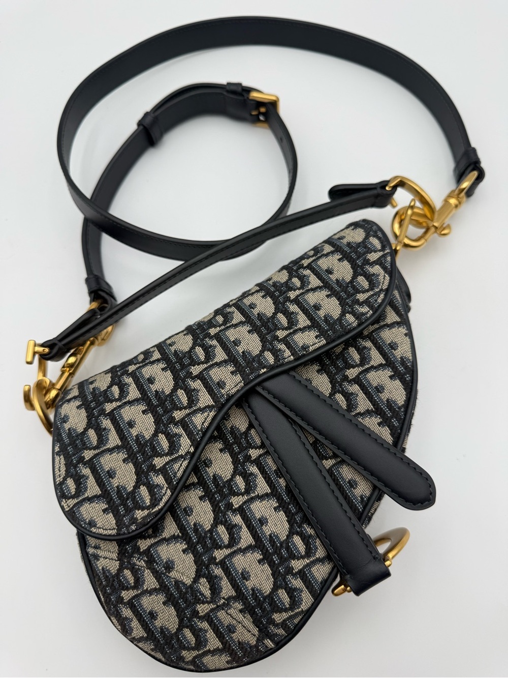 Dior Mini Oblique Saddle Crossbody Bag - Picture 2 of 13